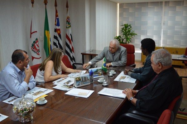 Reunião prévia no Gabinete do Presidente da AFPESP.